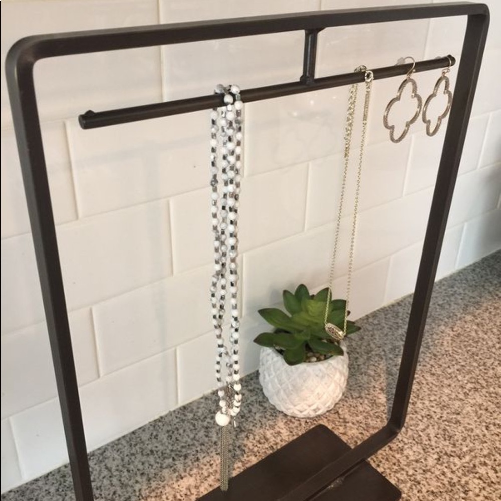 Sale! Brass jewelry stand - Picture 3 of 4